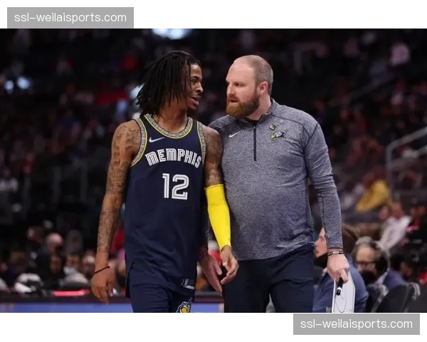 消息：孟菲斯灰熊宣布与主教练泰勒·詹金斯达成多年续约协议