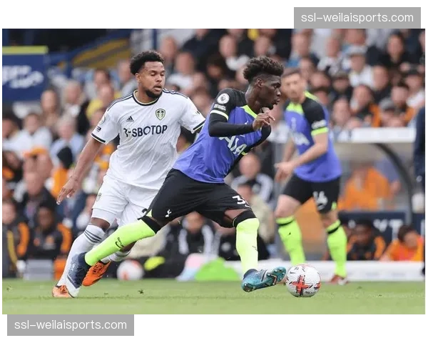 托特纳姆热刺新训练基地启用，配备最先进的运动科学实验室以监控球员负荷与恢复。