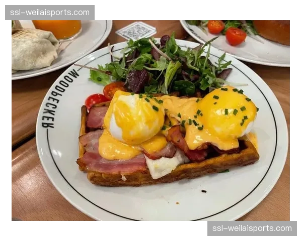 美食花絮:记者探访瓦隆之箭赛事媒体中心的比利时特色餐饮 美食花絮:记者探访瓦隆之箭赛事媒体中心的比利时特色餐饮