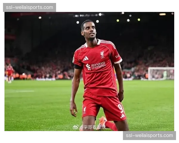 伊萨克骨折后复出，利物浦锋线仅剩刚伤愈前锋